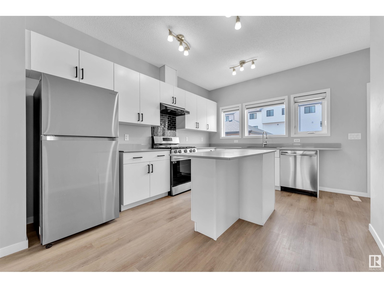 1239 16 Av Nw Nw, Edmonton, Alberta  T5J 3S9 - Photo 6 - E4441783