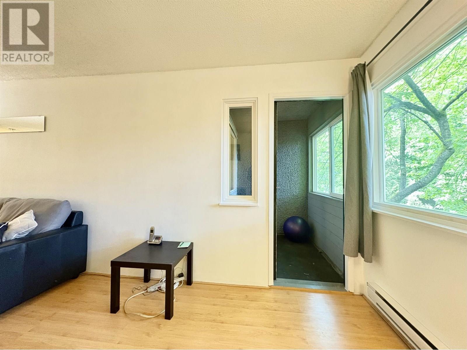 312 9880 Manchester Drive, Burnaby, British Columbia  V3N 4R3 - Photo 8 - R3014456