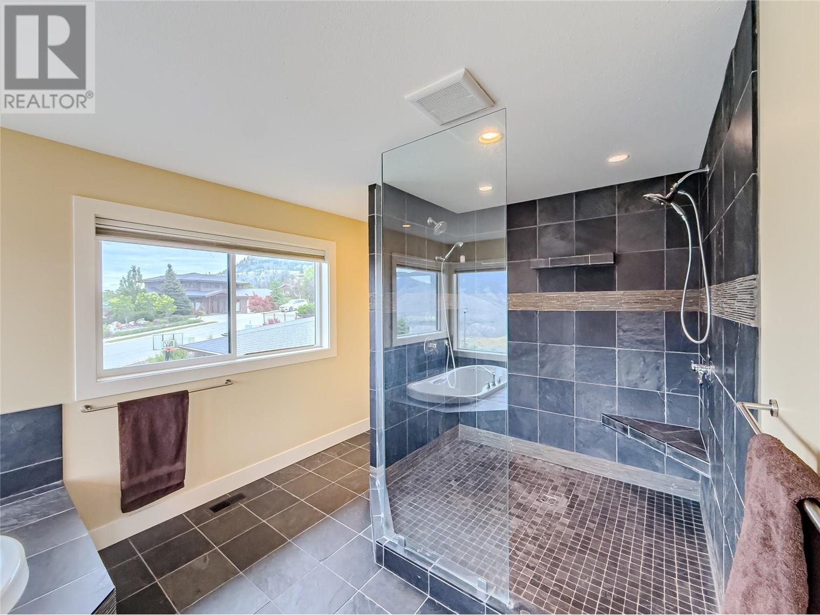 1760 Cheakamus Drive, Kamloops, British Columbia  V2E 2T6 - Photo 42 - 10351412