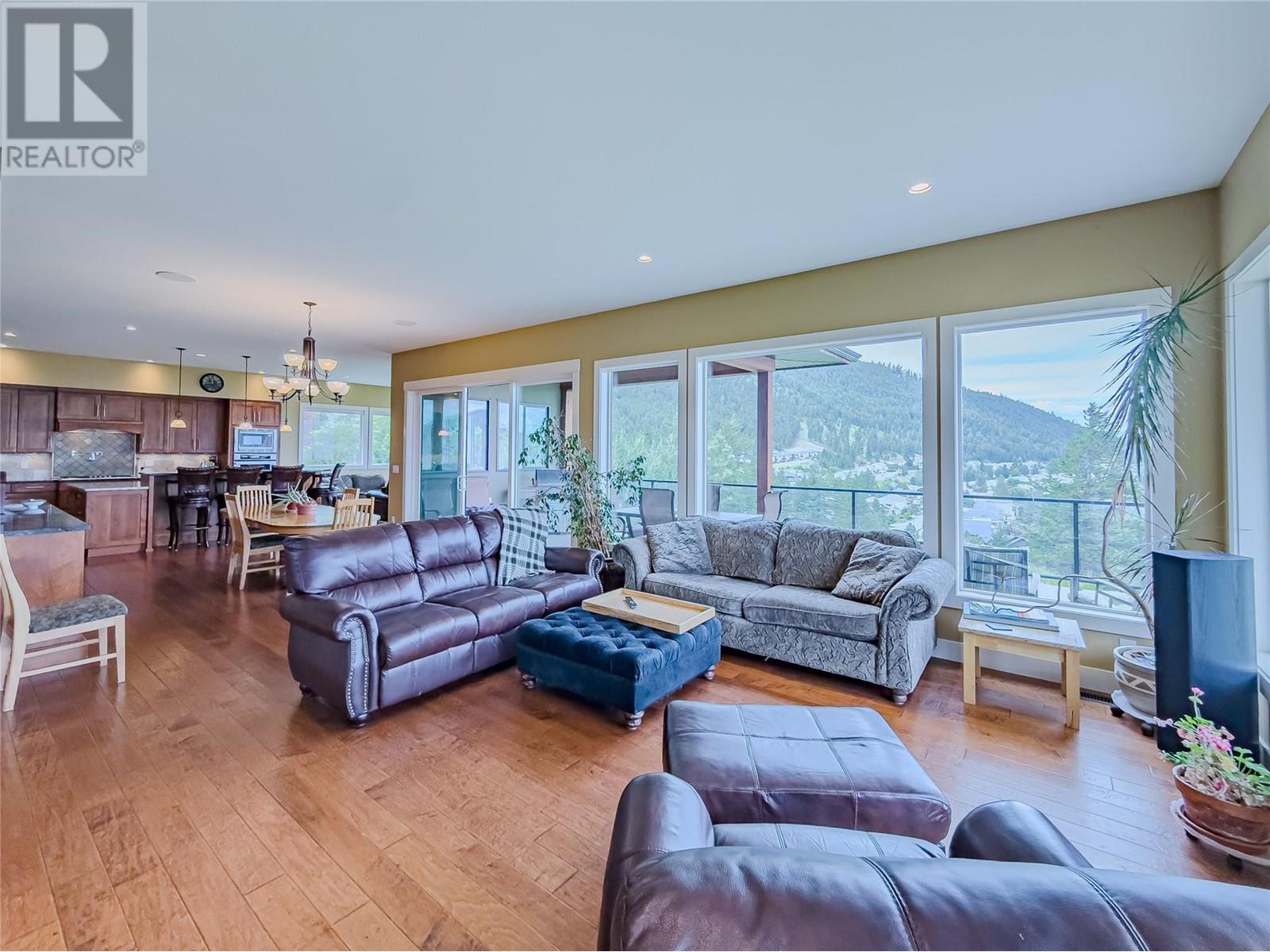 1760 Cheakamus Drive, Kamloops, British Columbia  V2E 2T6 - Photo 9 - 10351412