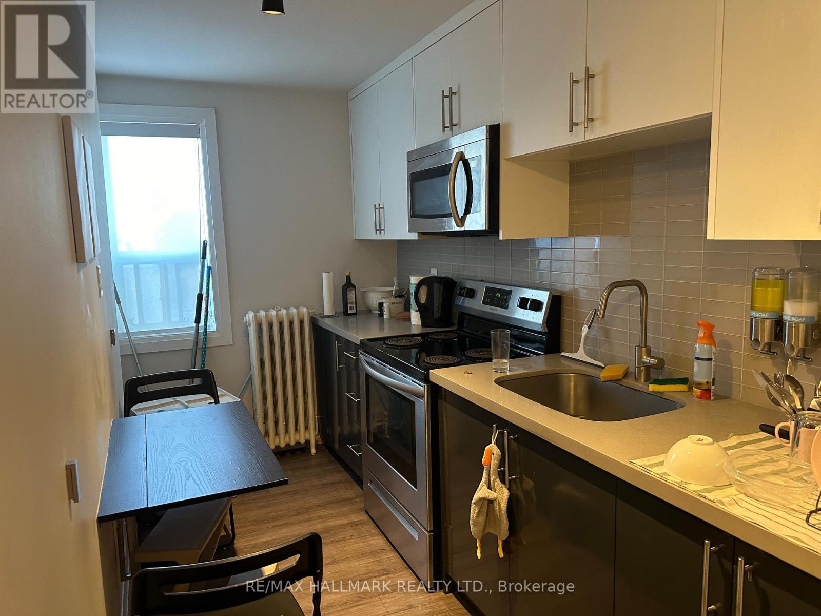 1 - 595 St Clair Avenue W, Toronto, Ontario  M6C 1A3 - Photo 2 - C12214093