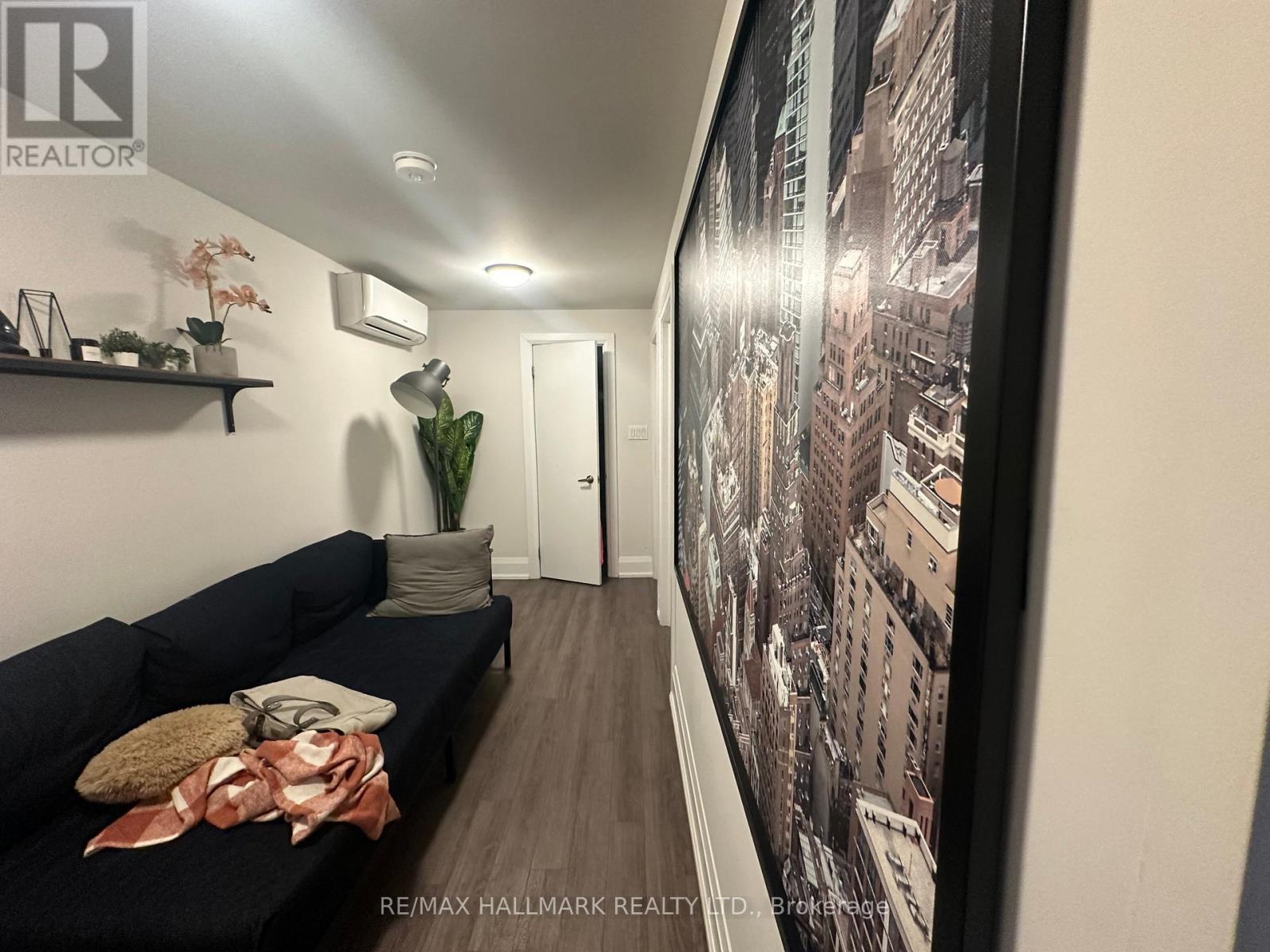 1 - 595 St Clair Avenue W, Toronto, Ontario  M6C 1A3 - Photo 7 - C12214093