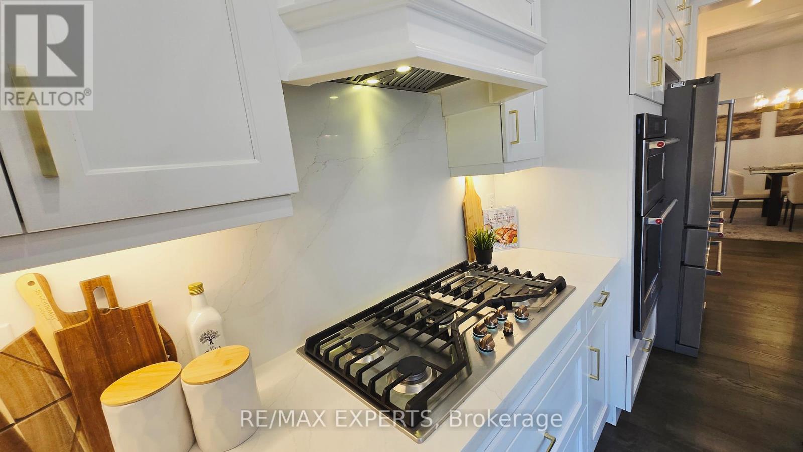 592 Boyd Lane, Milton, Ontario  L9E 1W6 - Photo 50 - W12206808