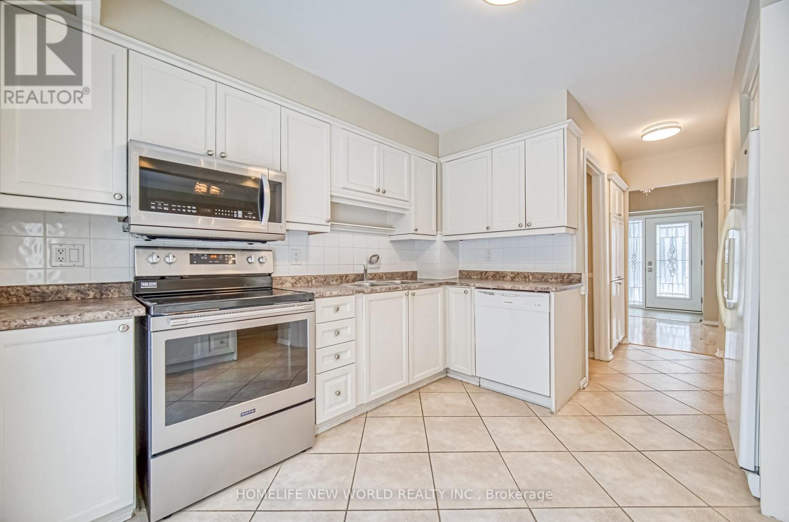 7 Bannerman Court, Whitby, Ontario  L1N 5M9 - Photo 12 - E12214127