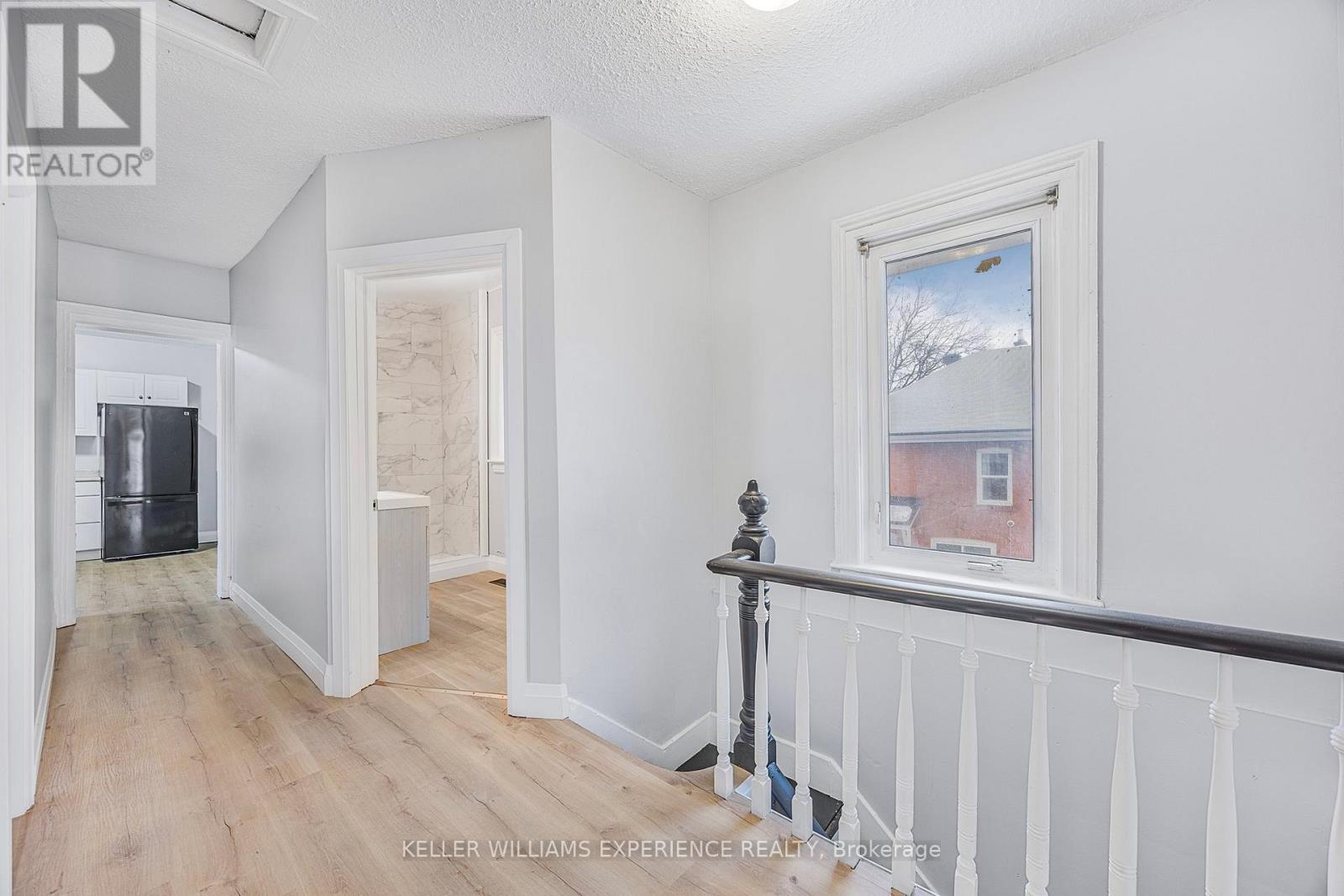 Property at 66 MATCHEDASH STREET S image 4