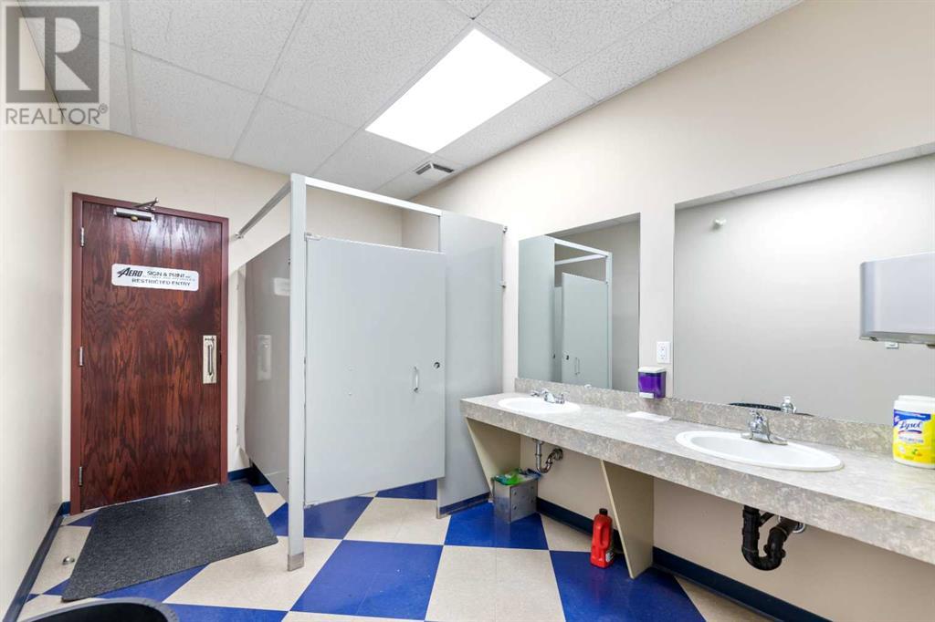 4852 50 Avenue Ne, Calgary, Alberta  T3J 4L8 - Photo 14 - A2227690