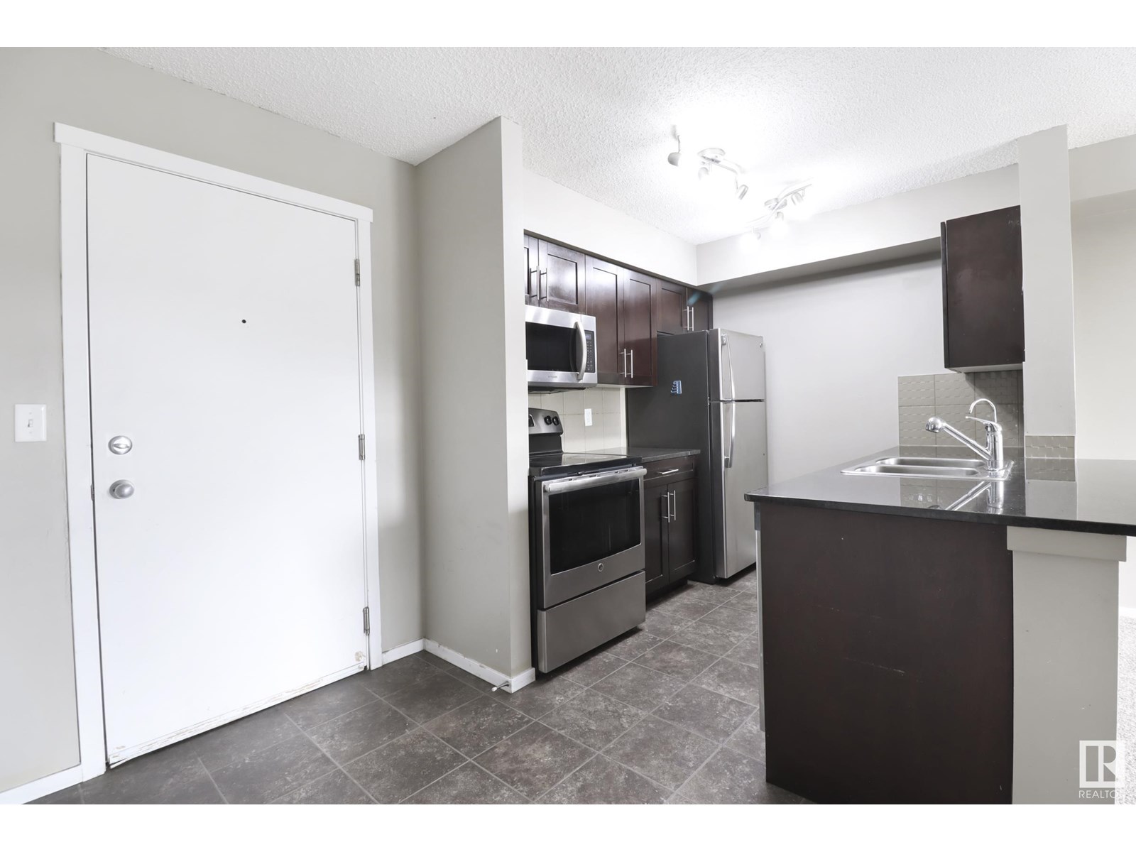 #204 3315 James Mowatt Tr Sw, Edmonton, Alberta  T6W 3L9 - Photo 2 - E4441785