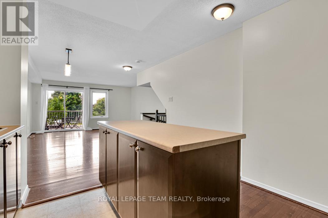 4027 Canyon Walk Drive S, Ottawa, Ontario  K1V 0Z4 - Photo 10 - X12214211