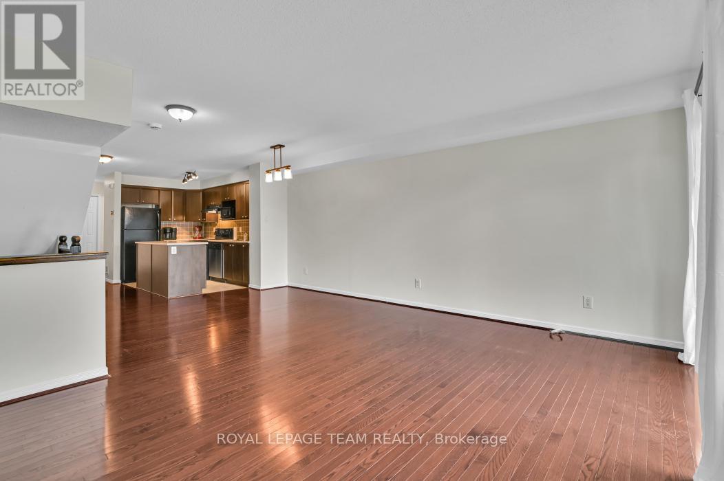 4027 Canyon Walk Drive S, Ottawa, Ontario  K1V 0Z4 - Photo 13 - X12214211