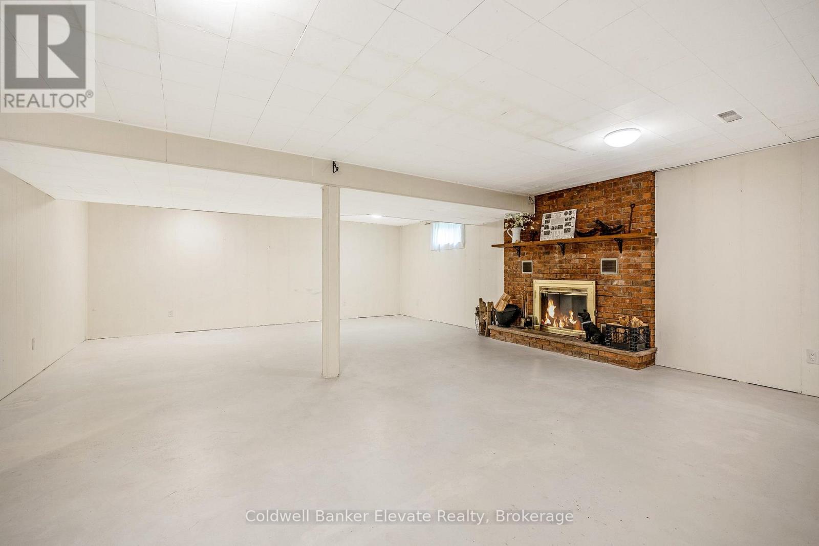 25 Caroline Street, Halton Hills (Georgetown), Ontario  L7G 2J5 - Photo 25 - W12214118