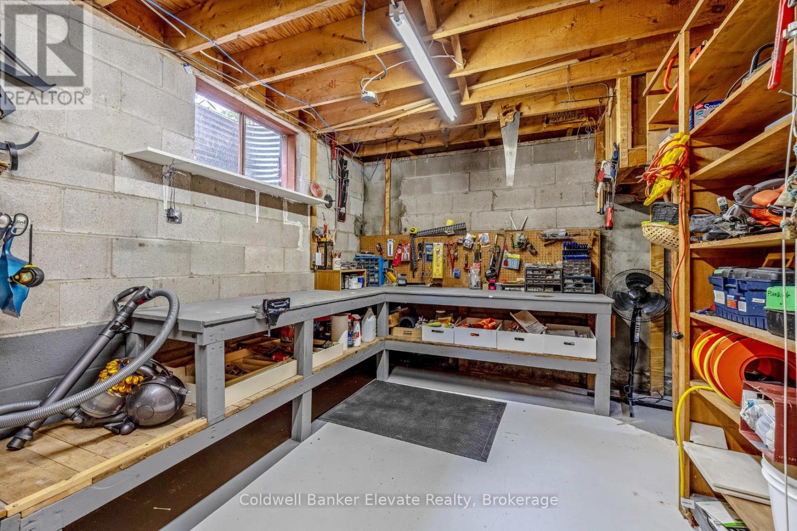 25 Caroline Street, Halton Hills (Georgetown), Ontario  L7G 2J5 - Photo 28 - W12214118
