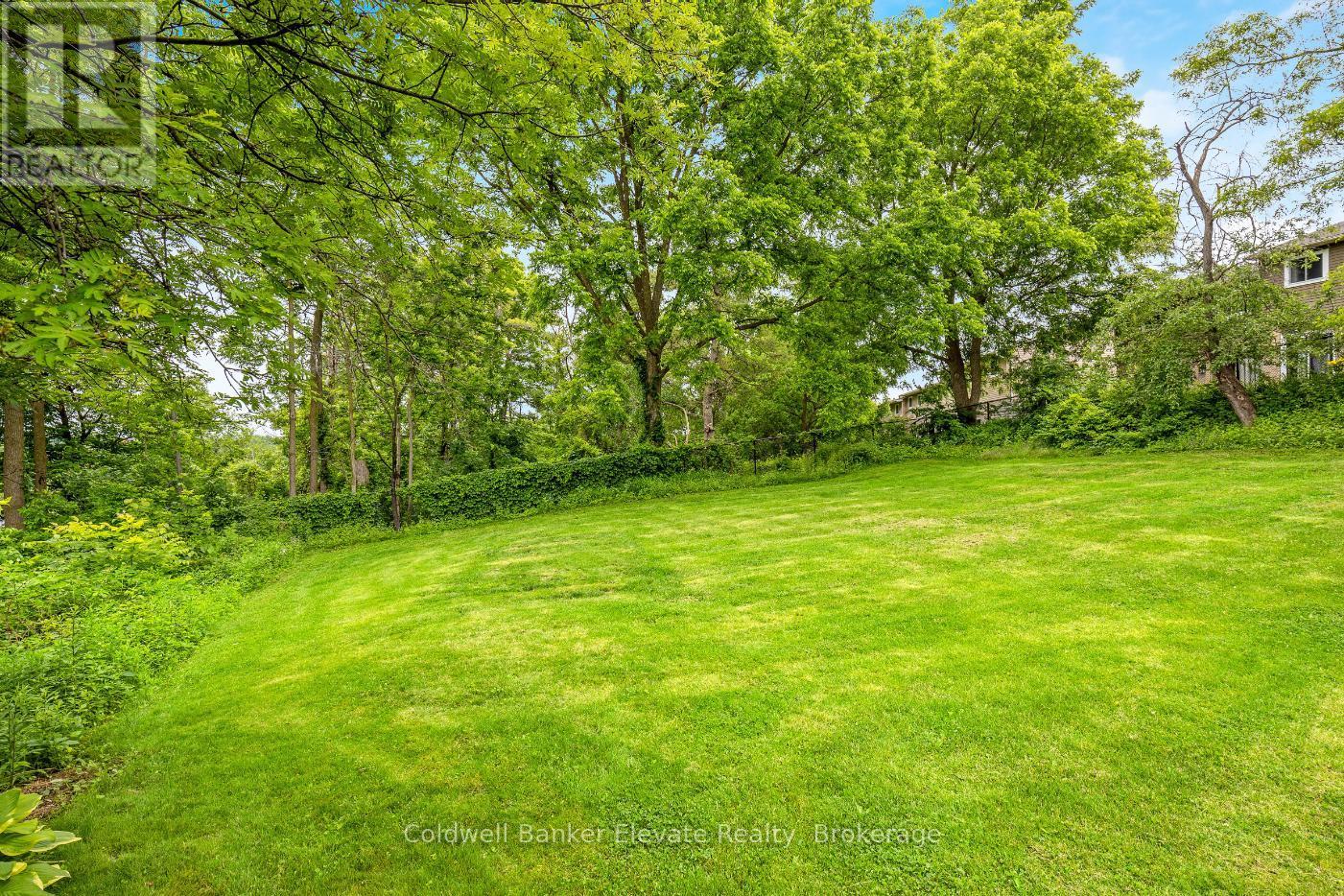 25 Caroline Street, Halton Hills (Georgetown), Ontario  L7G 2J5 - Photo 30 - W12214118