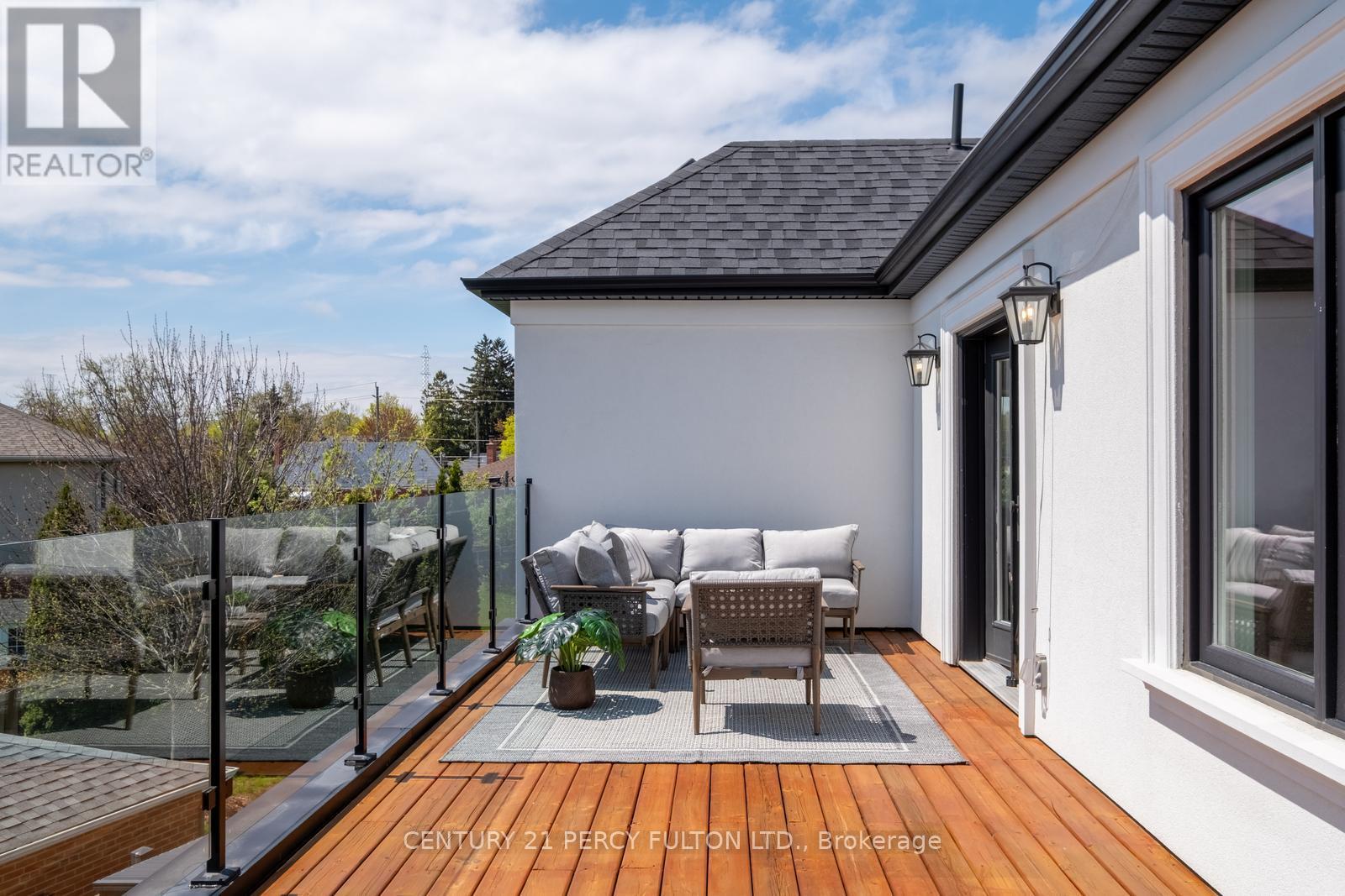 95 Great Oak Drive, Toronto, Ontario  M9A 1N7 - Photo 41 - W12214146