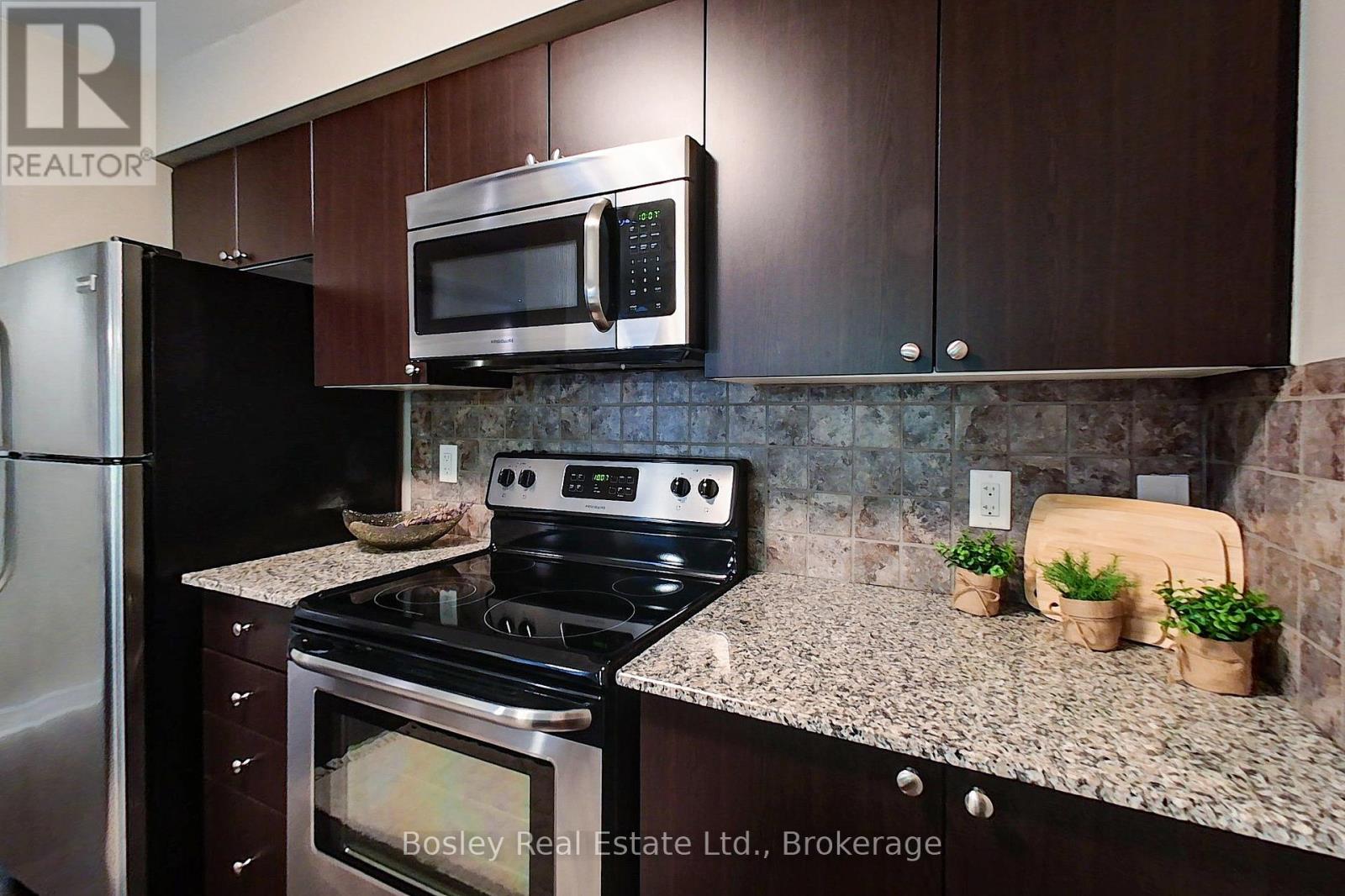 105 - 10 Brandy Lane Drive, Collingwood, Ontario  L9Y 0X4 - Photo 12 - S12214215