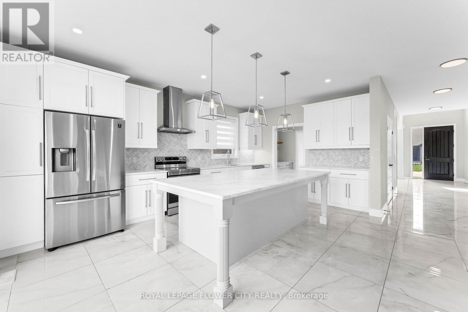 103 Beech Boulevard, Tillsonburg, Ontario  N4G 5S1 - Photo 13 - X12214073