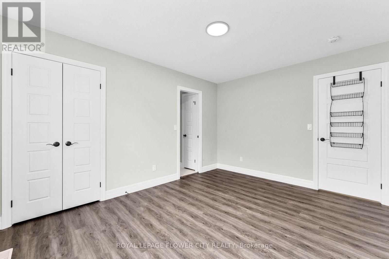 103 Beech Boulevard, Tillsonburg, Ontario  N4G 5S1 - Photo 27 - X12214073