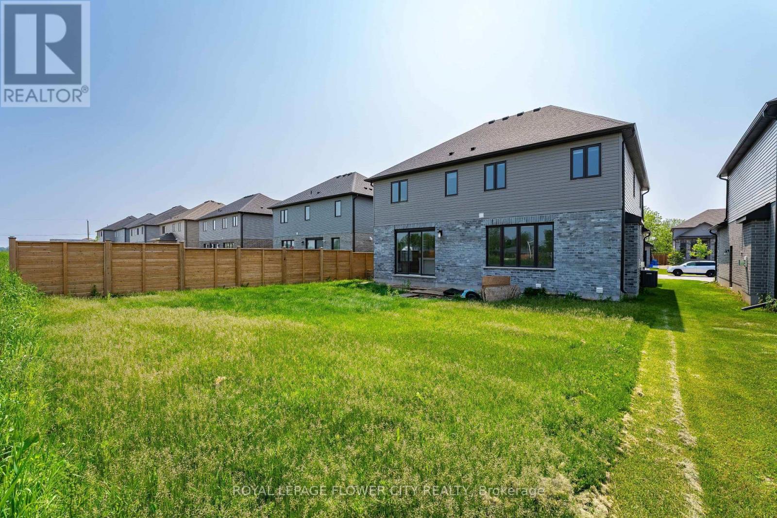 103 Beech Boulevard, Tillsonburg, Ontario  N4G 5S1 - Photo 33 - X12214073