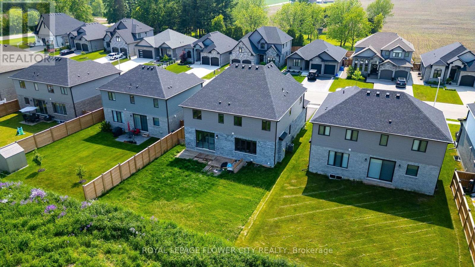 103 Beech Boulevard, Tillsonburg, Ontario  N4G 5S1 - Photo 35 - X12214073