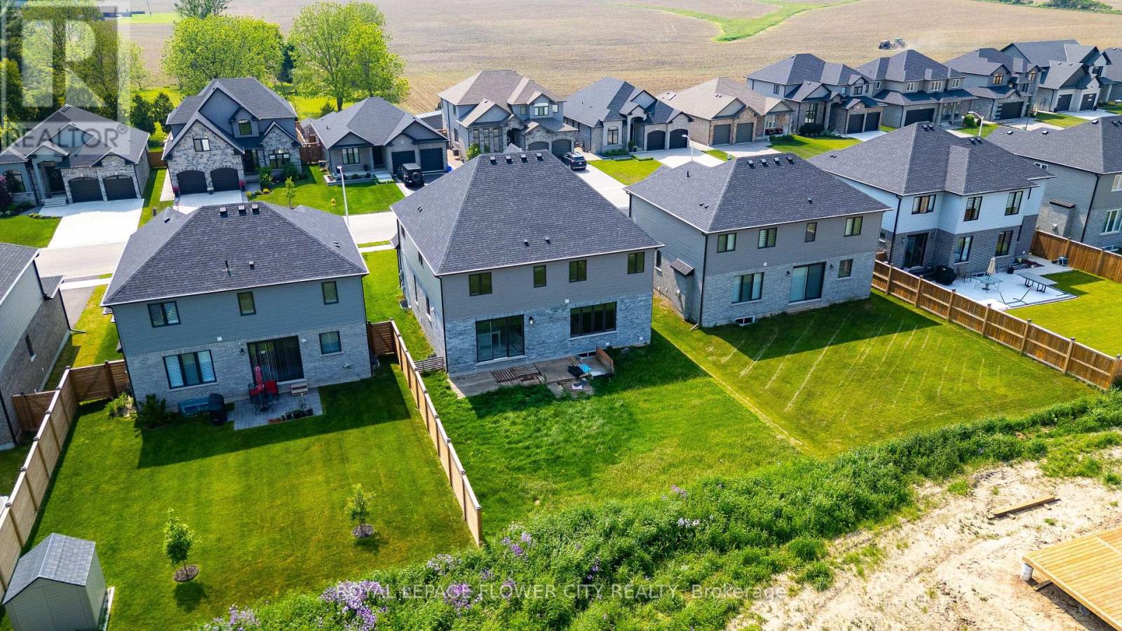 103 Beech Boulevard, Tillsonburg, Ontario  N4G 5S1 - Photo 36 - X12214073