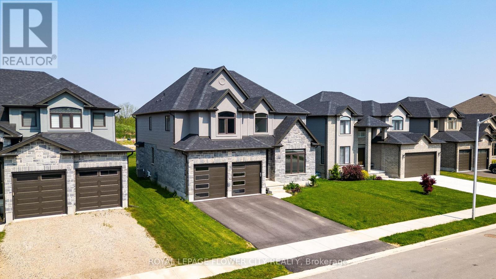 103 Beech Boulevard, Tillsonburg, Ontario  N4G 5S1 - Photo 6 - X12214073