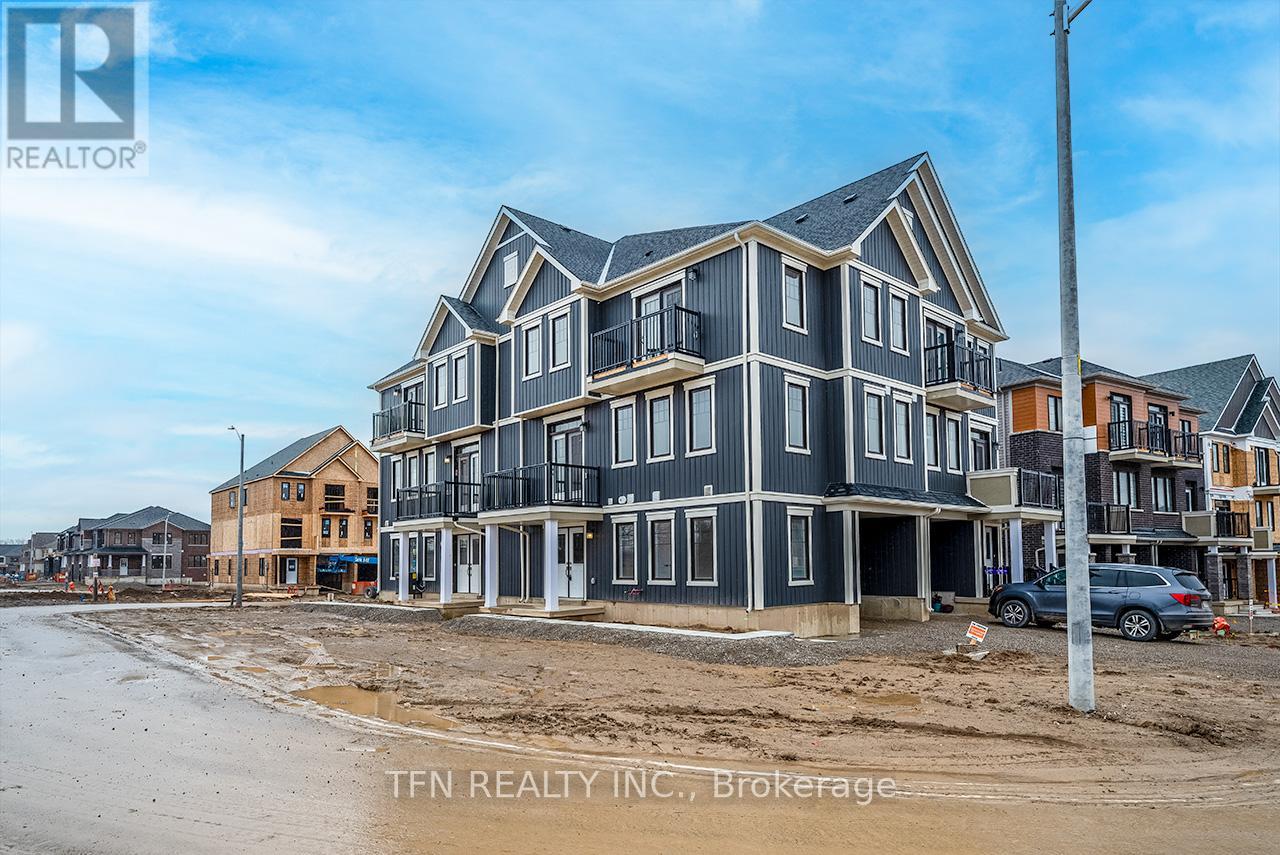 40 NORWICH CRESCENT, Haldimand, Ontario