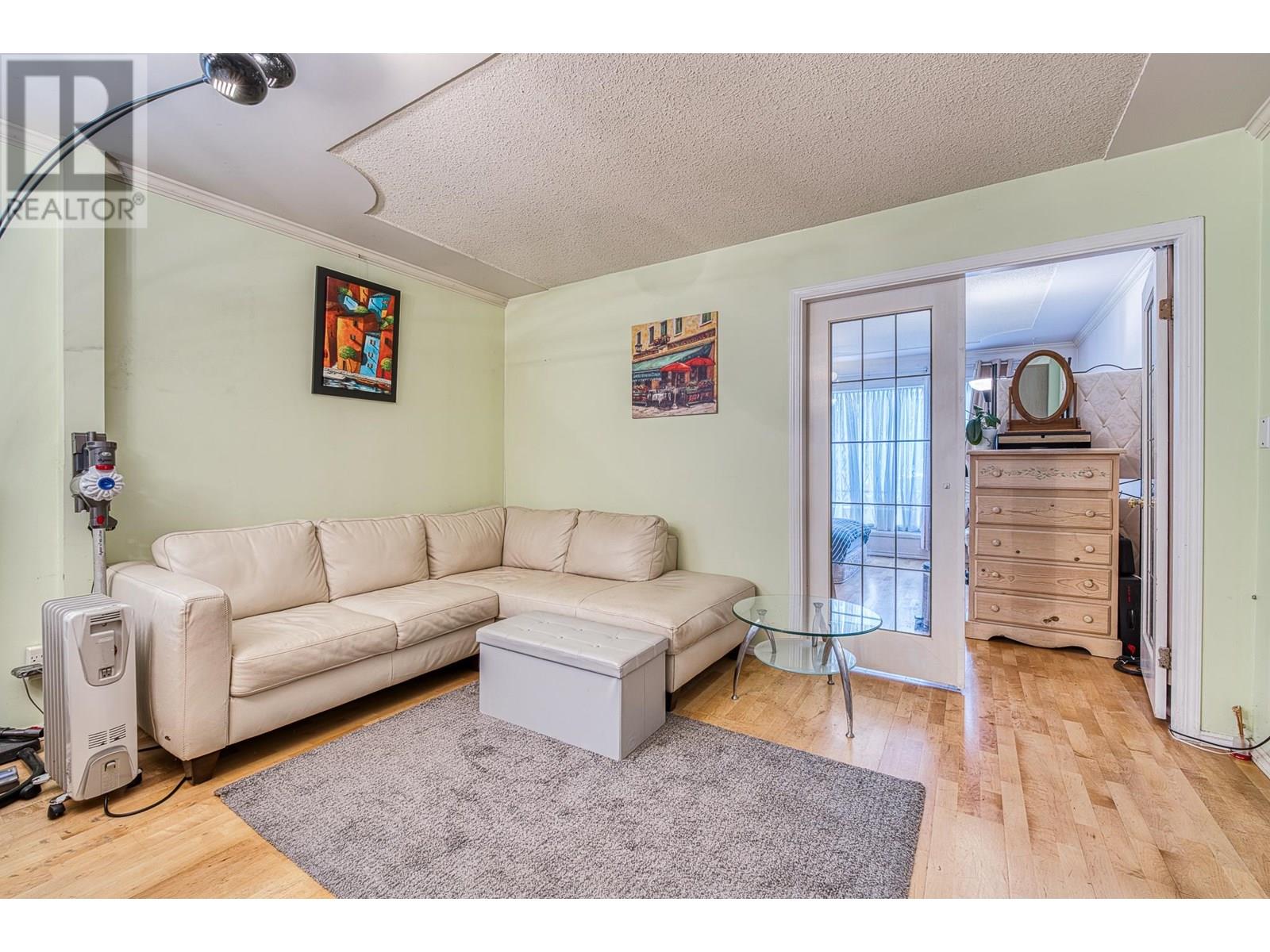 6471 Dakota Drive, Richmond, British Columbia  V7C 4X5 - Photo 7 - R3014510