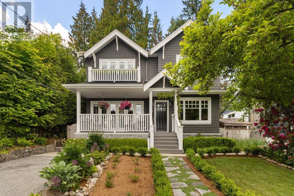 1278 WELLINGTON DRIVE, north vancouver, British Columbia