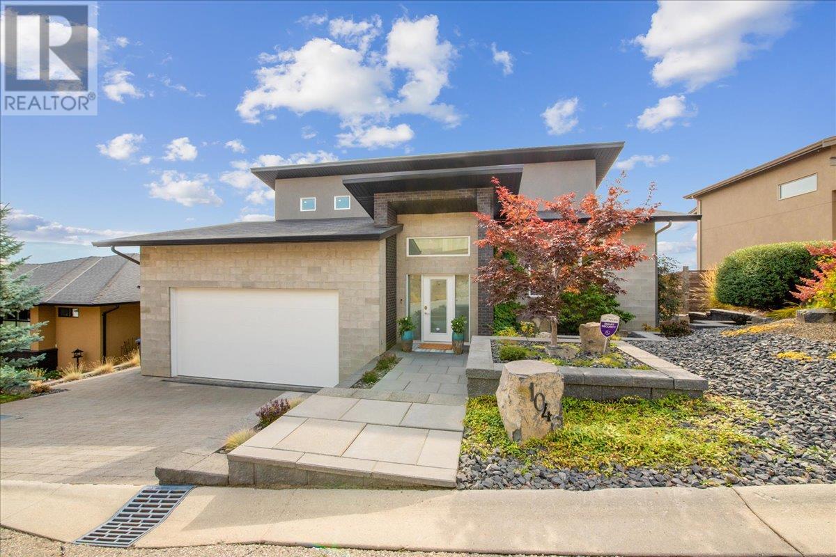 1046 Henderson Drive, Kelowna, British Columbia