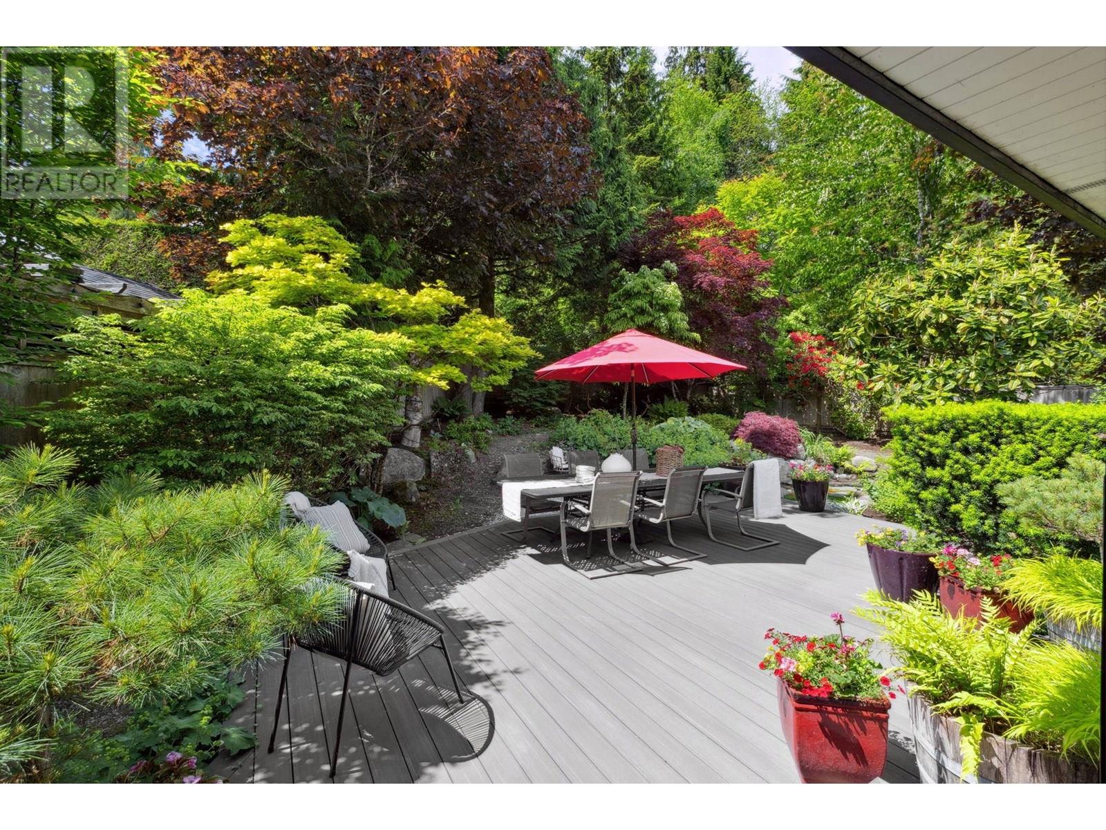 1651 Coldwell Road, North Vancouver, British Columbia  V7G 2N8 - Photo 11 - R3013106