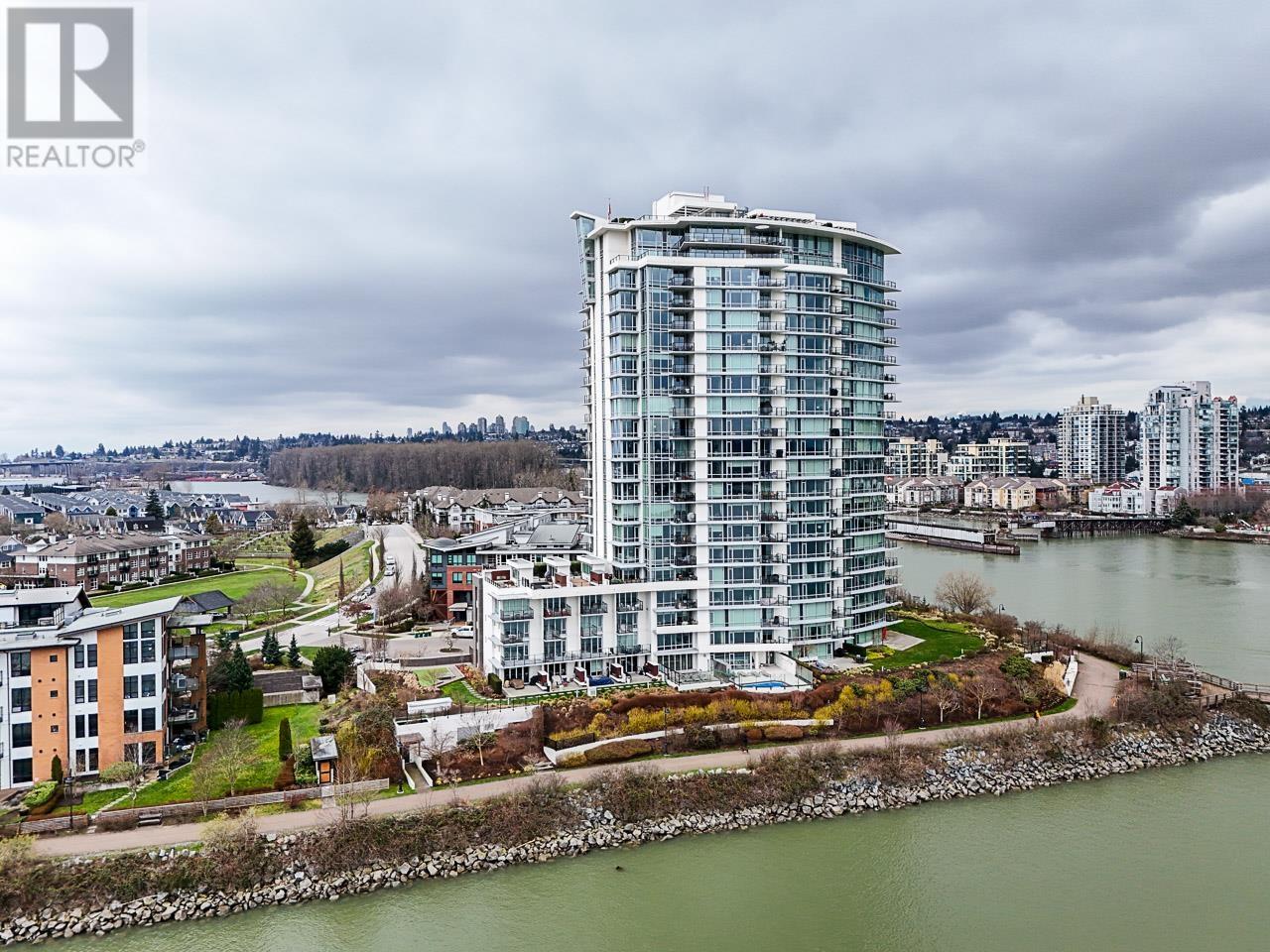 TH511 210 SALTER STREET, new westminster, British Columbia