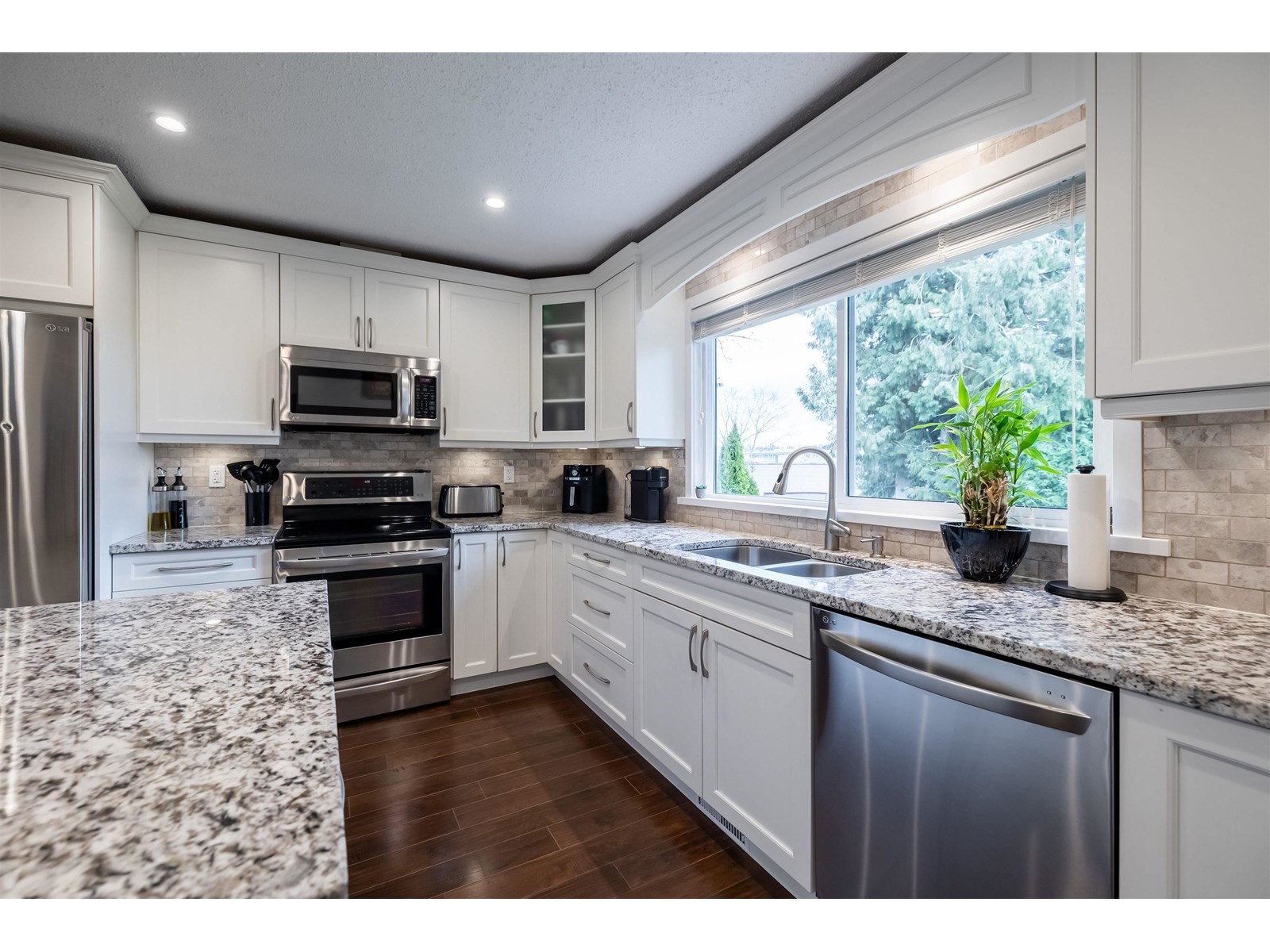 6276 195b Street, Surrey, British Columbia  V3S 7L8 - Photo 4 - R3014534