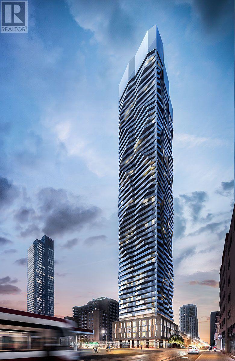1807 - 100 DALHOUSIE STREET, Toronto, Ontario