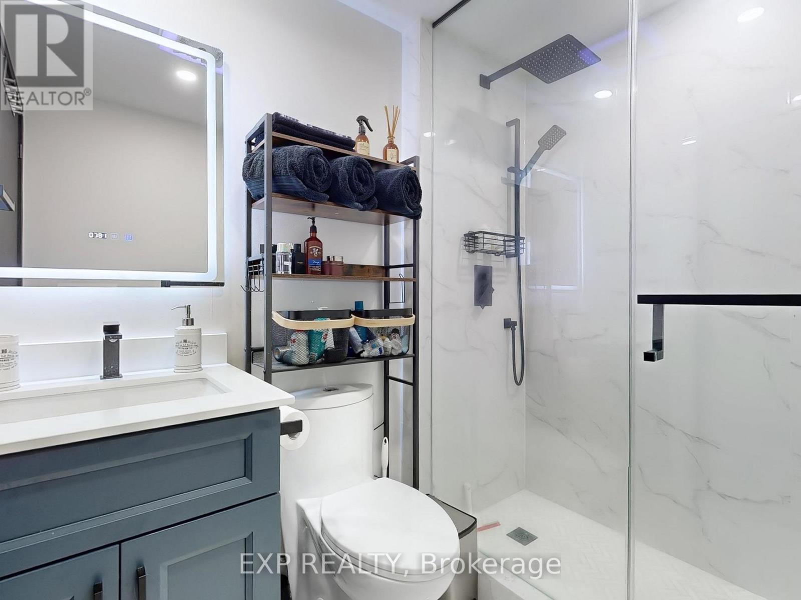1107 - 285 Mutual Street, Toronto, Ontario  M4Y 3C5 - Photo 17 - C12214210