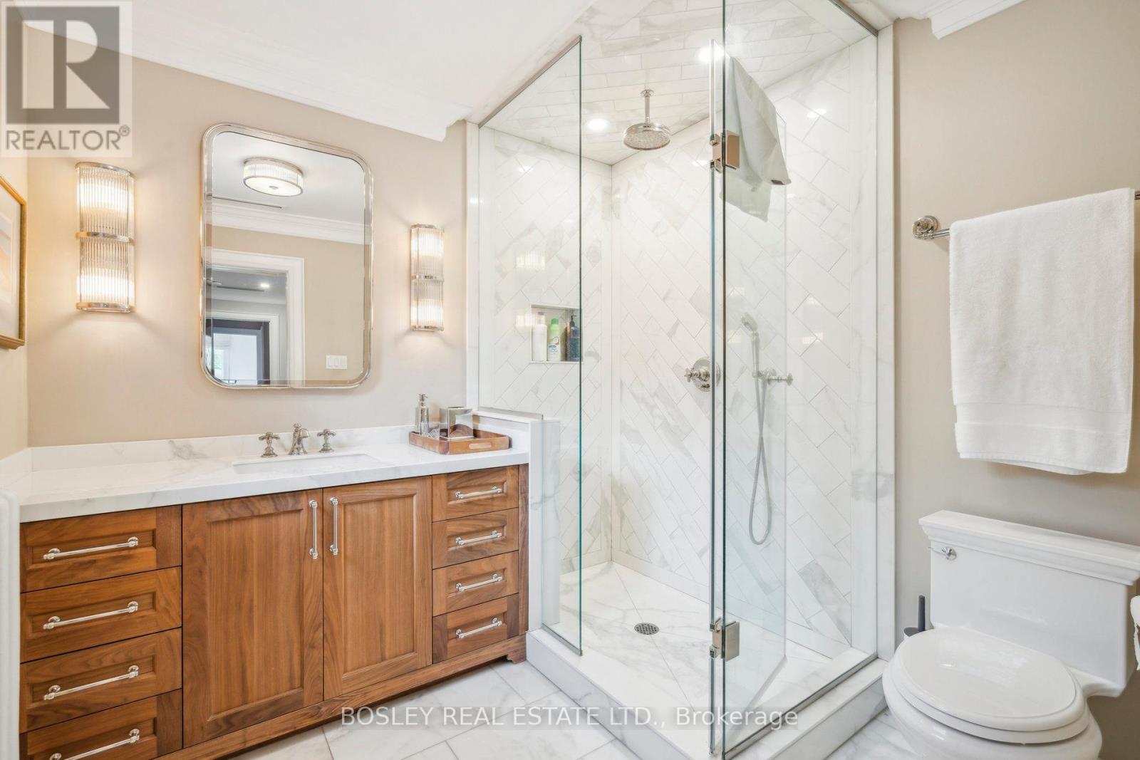 294 Douglas Drive, Toronto, Ontario  M4W 2C2 - Photo 24 - C12214227