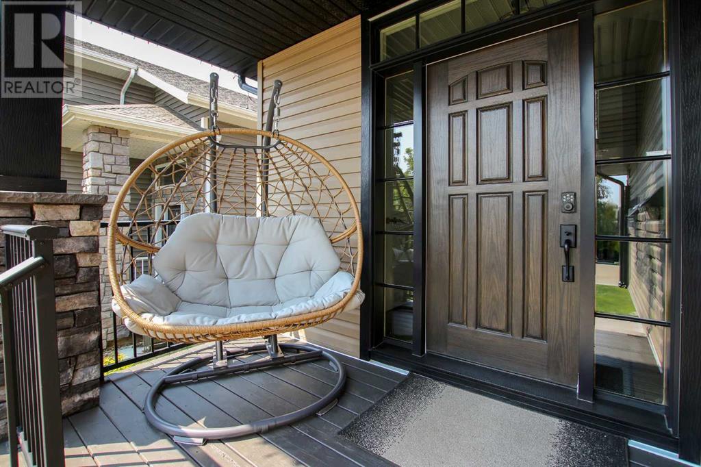146 Sutherland Close, Red Deer, Alberta  T4R 0L5 - Photo 3 - A2230191