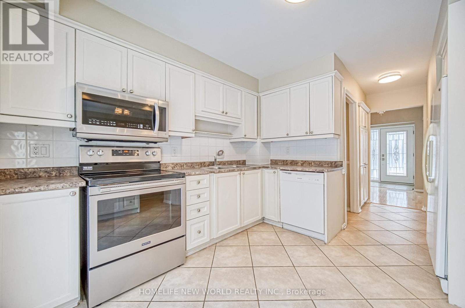 7 Bannerman Court, Whitby, Ontario  L1N 5M9 - Photo 12 - E12214177