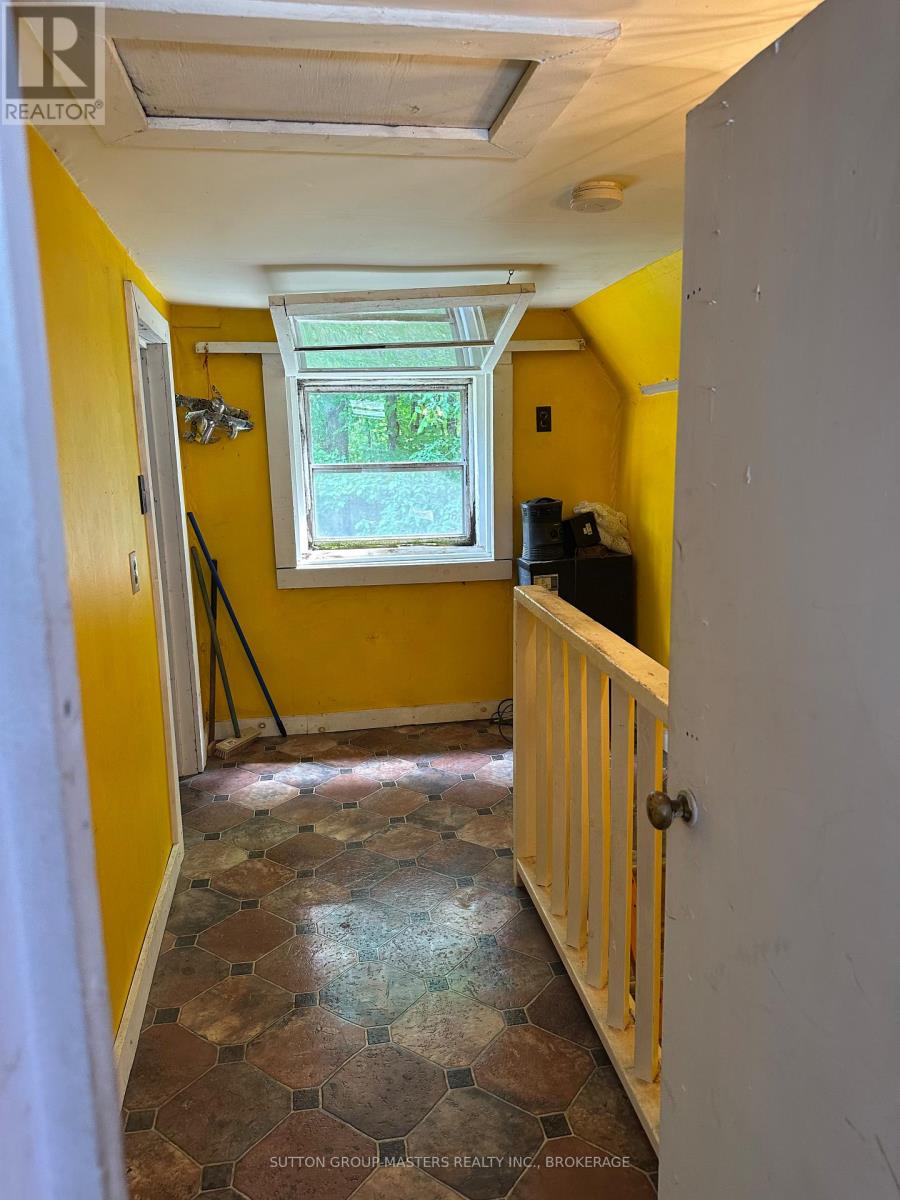 31 White Road, Frontenac (Frontenac South), Ontario  K0H 1T0 - Photo 20 - X12213267