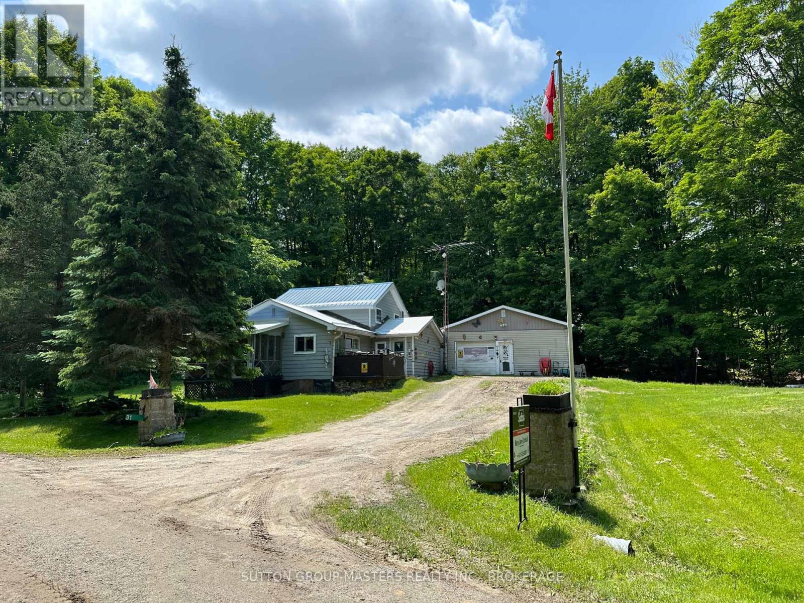 31 White Road, Frontenac (Frontenac South), Ontario  K0H 1T0 - Photo 4 - X12213267