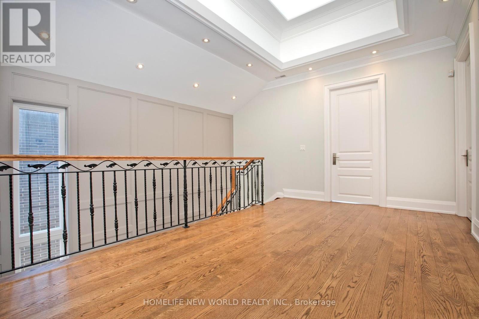 302. Johnston Avenue, Toronto, Ontario  M2N 1H7 - Photo 21 - C12177608