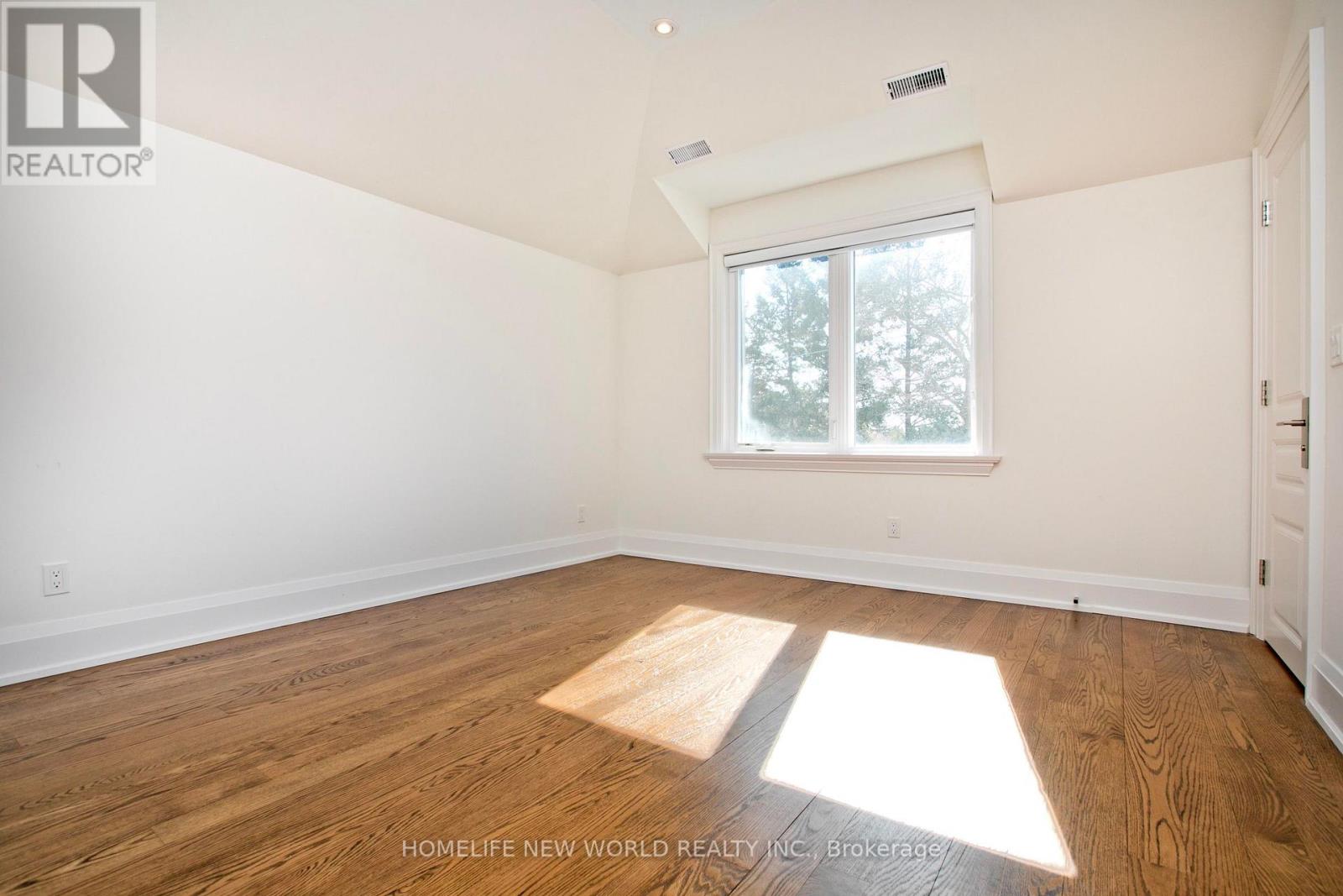 302. Johnston Avenue, Toronto, Ontario  M2N 1H7 - Photo 25 - C12177608