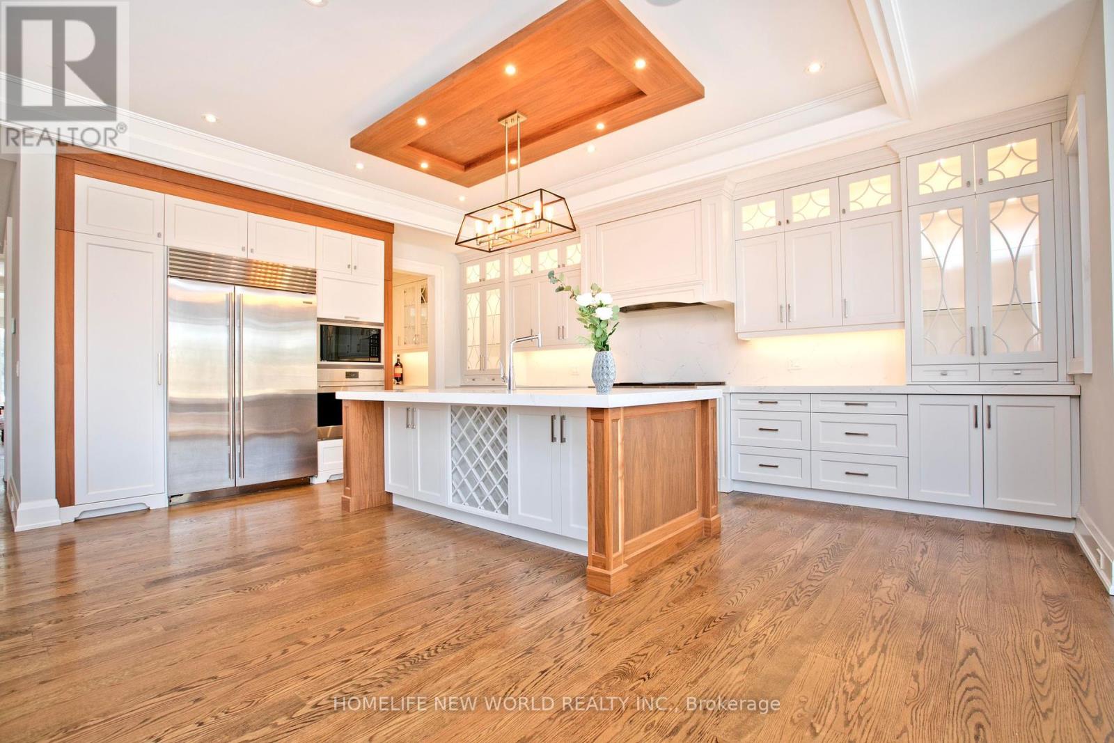 302. Johnston Avenue, Toronto, Ontario  M2N 1H7 - Photo 8 - C12177608