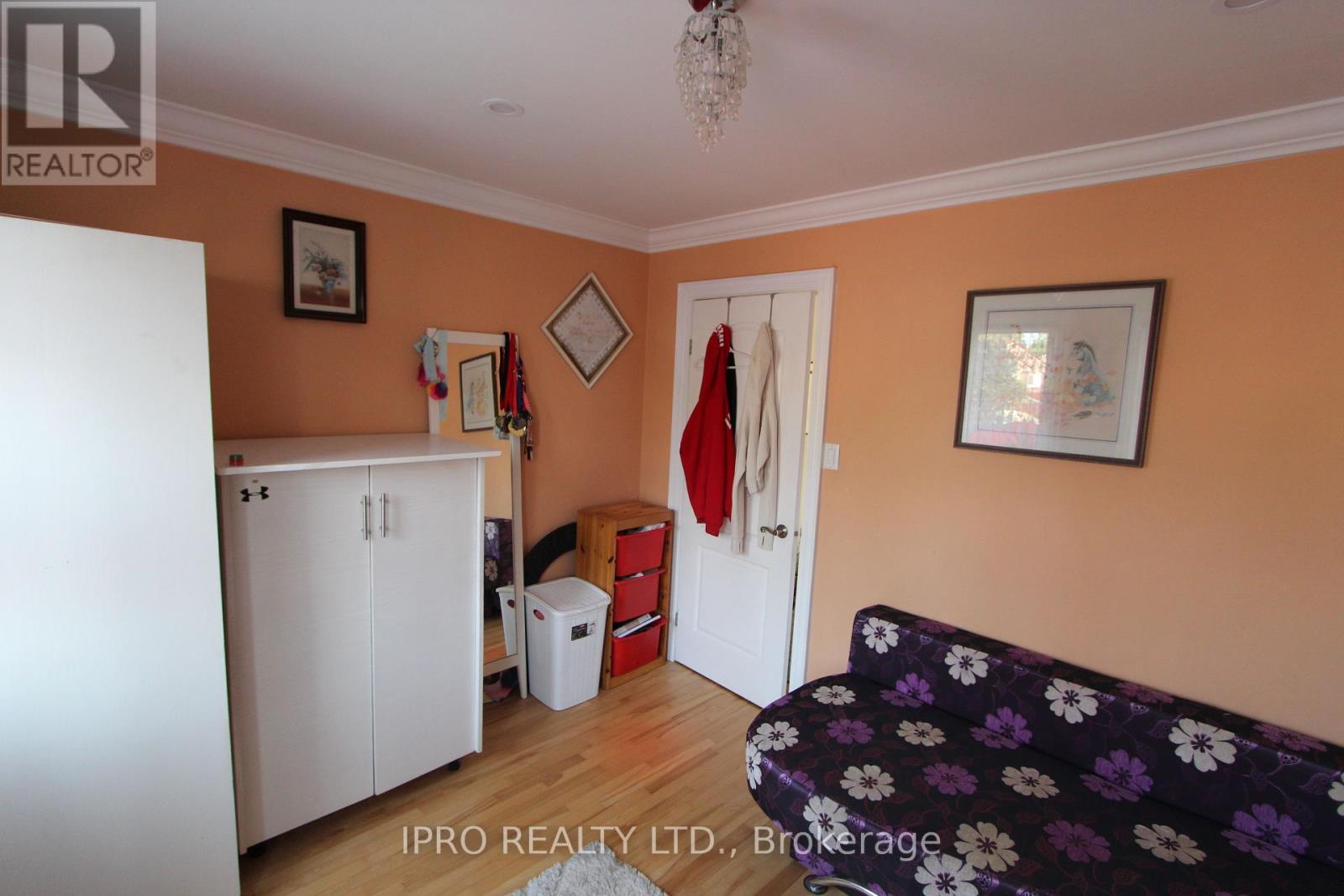 623 Hartfordshire Lane, Mississauga, Ontario  L5B 2W9 - Photo 26 - W12212503