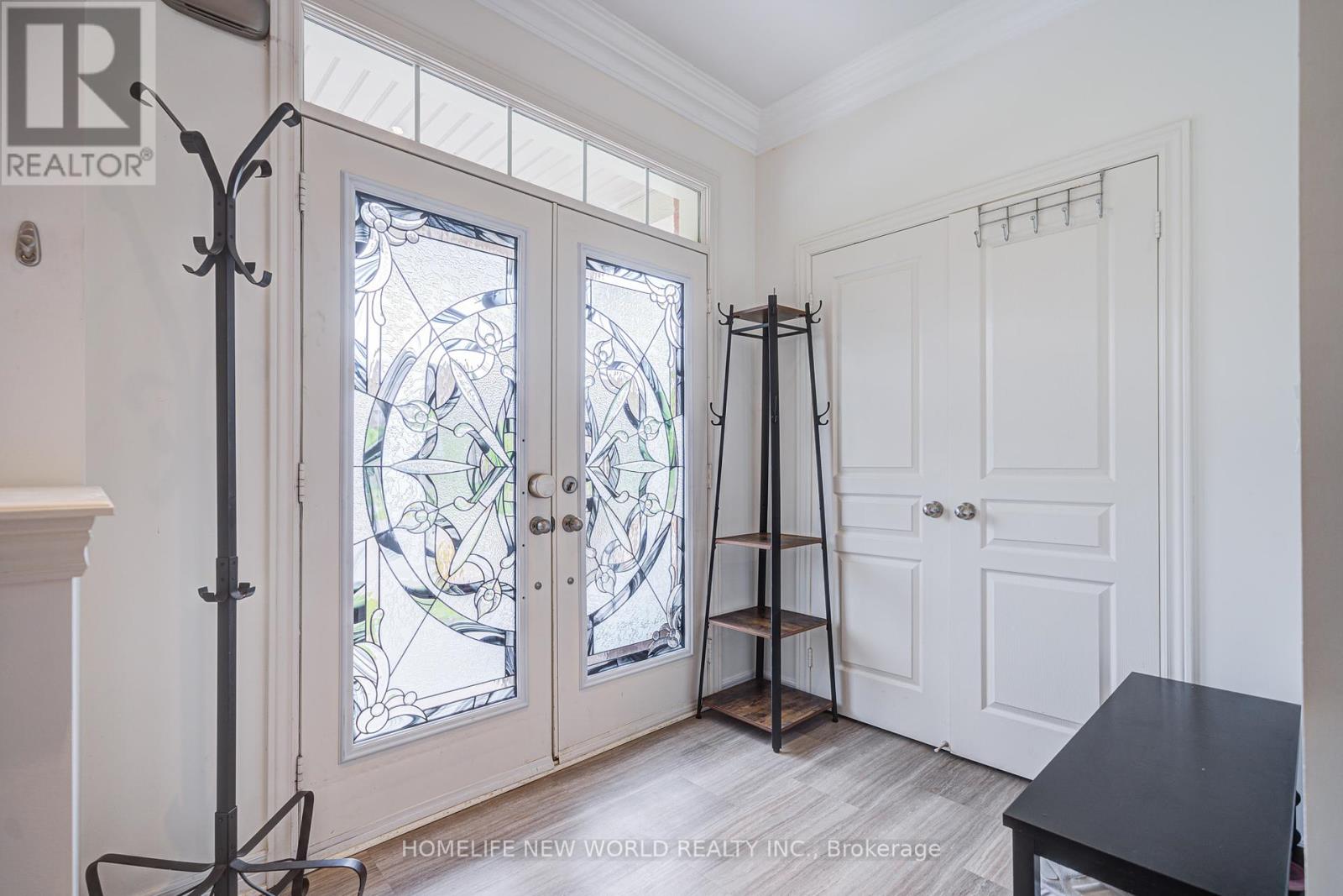577 William Forster Road, Markham, Ontario  L6B 1A8 - Photo 4 - N12214169