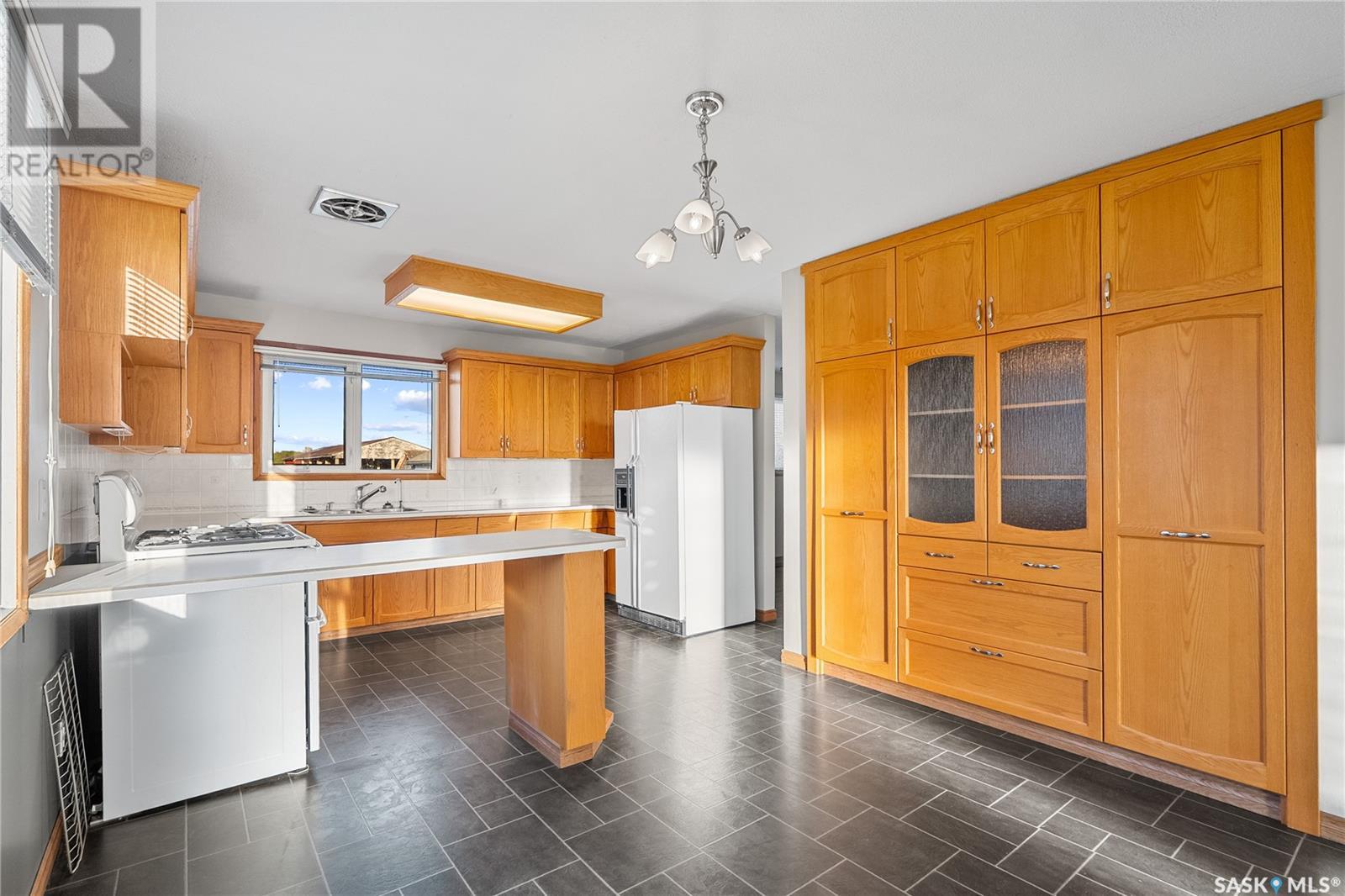 5519 Clarence Avenue S, Corman Park Rm No. 344, Saskatchewan  S7T 1B6 - Photo 4 - SK004789
