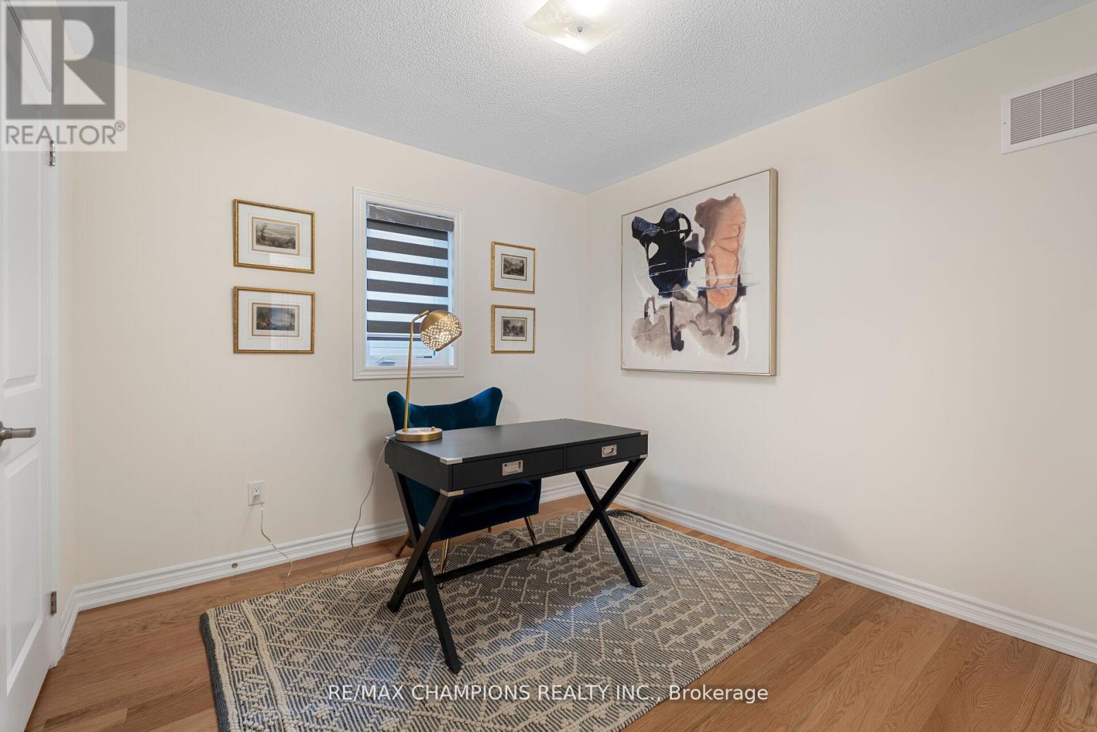 124 Durham Avenue, Barrie, Ontario  L9J 0L8 - Photo 26 - S12214175