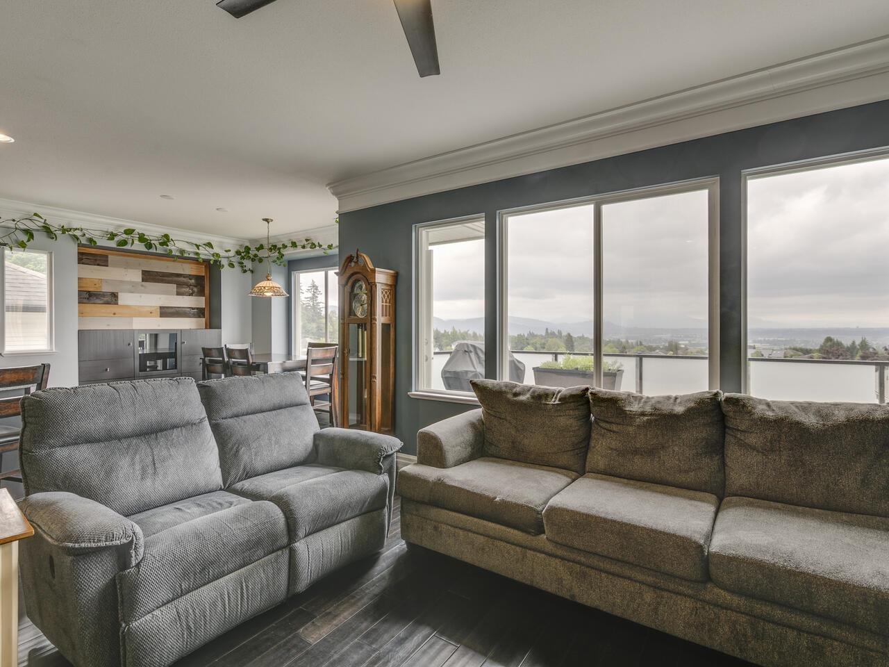 33794 Cherry Avenue, Mission, British Columbia  V2V 2V6 - Photo 11 - R3013792