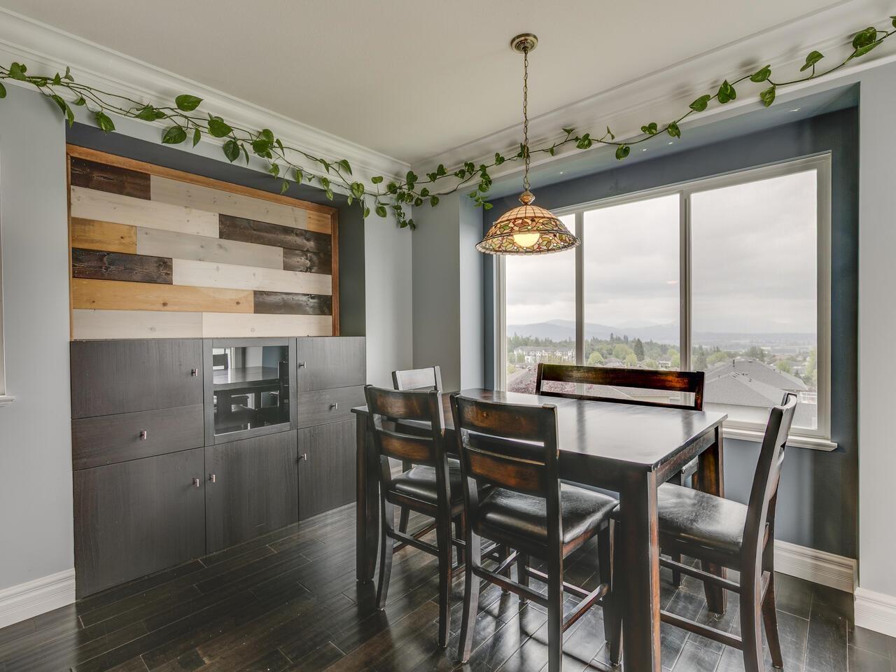 33794 Cherry Avenue, Mission, British Columbia  V2V 2V6 - Photo 13 - R3013792