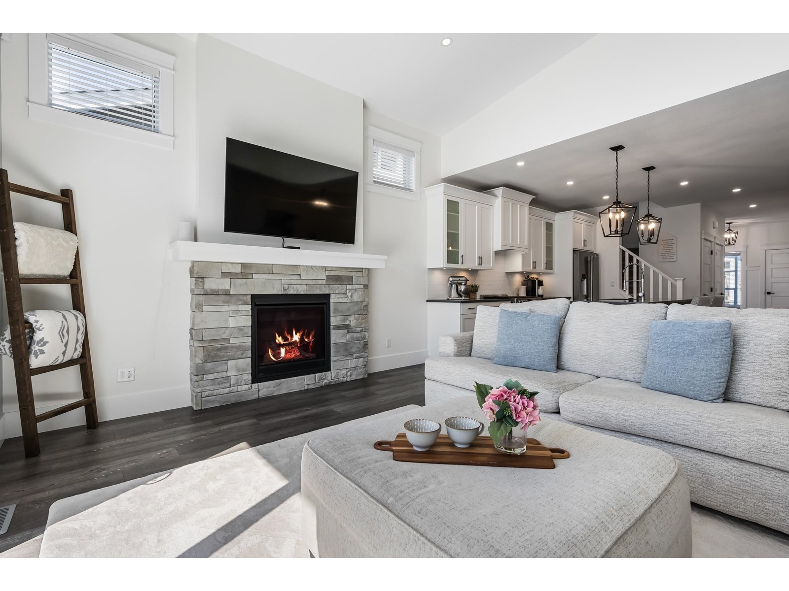 151 46213 Hakweles Road, Sardis East Vedder, Chilliwack, British Columbia  V4Z 0C6 - Photo 4 - R3014316