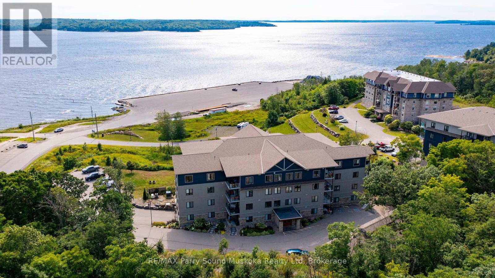 201 - 11c Salt Dock Road, Parry Sound, Ontario  P2A 3B6 - Photo 4 - X12059118