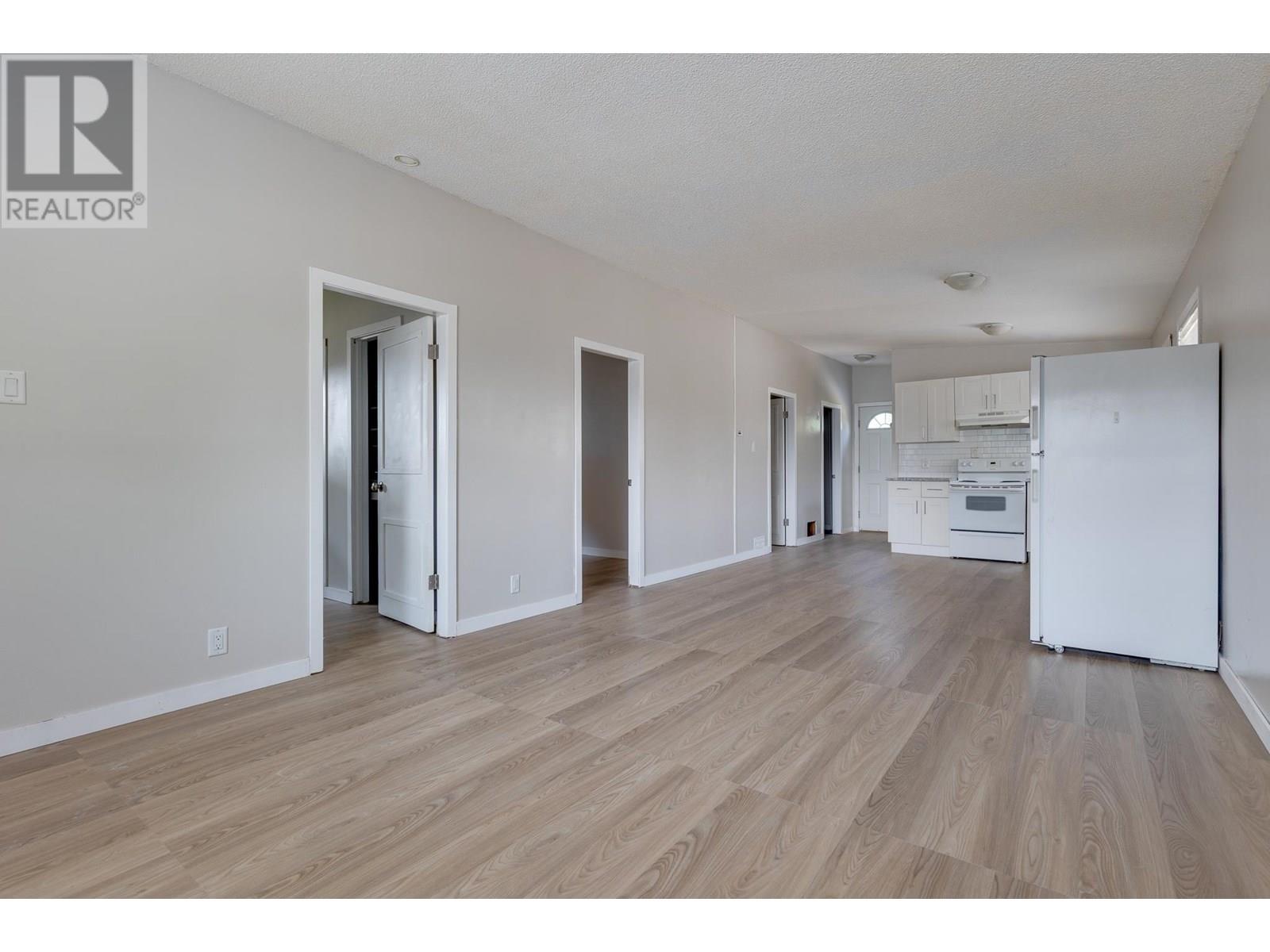 545 Ewert Street, Prince George, British Columbia  V2M 2N8 - Photo 2 - R3014524